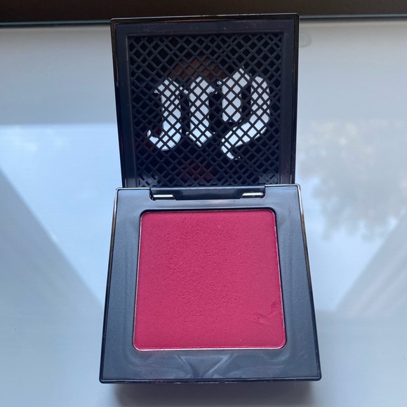 Urban Decay Afterglow Powder Blush - Quiver - Picture 3 of 7